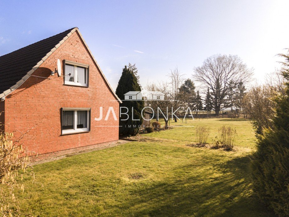 Haus und Garten Einfamilienhaus Kastorf