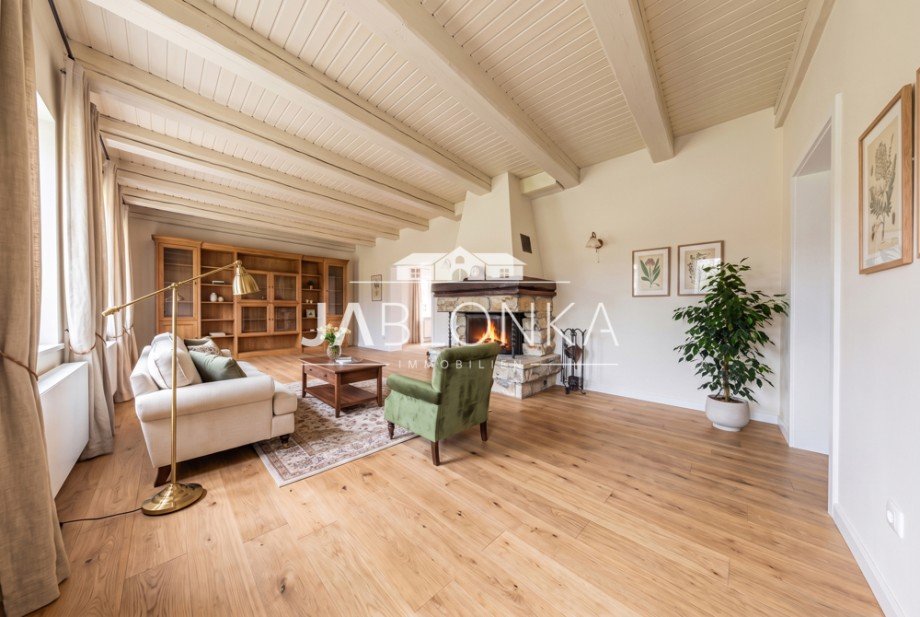 Wohnzimmer (digital renoviert) Einfamilienhaus Uelitz