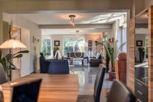Blick ins Wohnzimmer Qualit�t und Freiraum in Waldrandlage - Courtagefrei f�r K�ufer