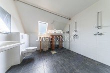 Badezimmer im OG Weitblick und Platz zur Entfaltung - Courtagefrei f�r K�ufer
