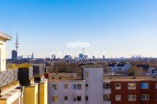 Skyline Hamburg bei Tag Panorama Penthouse mit zwei Dachterrassen in UKE N�he - Courtagefrei f�r K�ufer