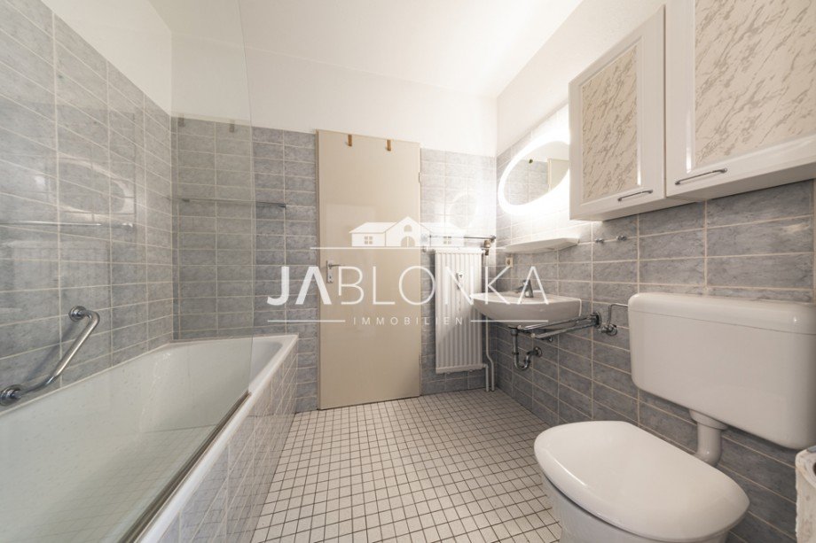 Badezimmer Etagenwohnung M�lln