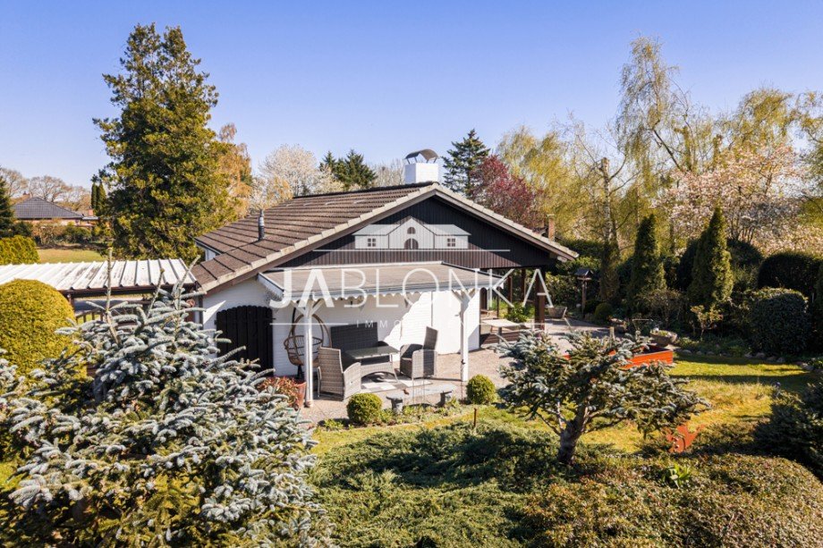 Hausansicht aus dem Garten Bungalow Brunsmark