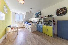 Kinderzimmer II Stilvolle Doppelhaush�lfte mit Weitblick - Courtagefrei f�r K�ufer