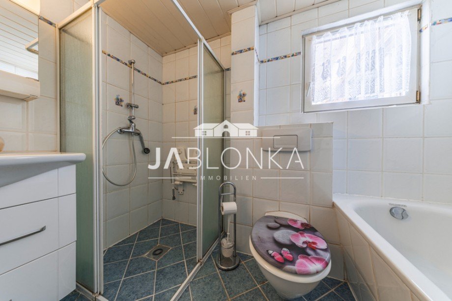 Badezimmer Einfamilienhaus Kastorf