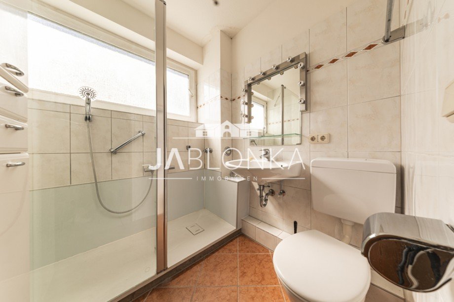 Badezimmer Etagenwohnung Schwarzenbek