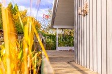 Gartenteich an der Terrasse Liebevoller Bungalow mit skandinavischem Flair - Courtagefrei f�r K�ufer