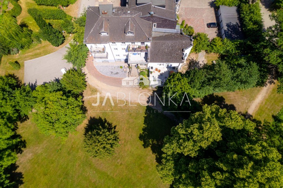 Parkanlage Maisonettewohnung Neuhof / Zarrentin