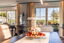 Essbereich mit Blick zur Terrasse Familienidyll in traumhafter Feldrandlage - Courtagefrei f�r K�ufer