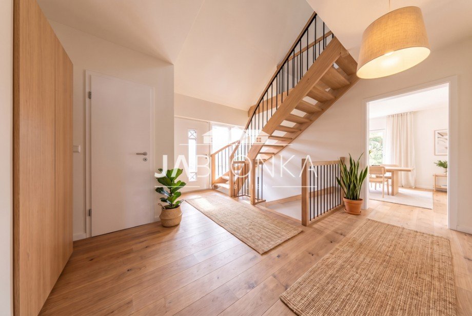 Flur (digital renoviert) Einfamilienhaus Hamburg