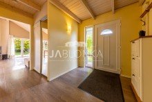 Diele Liebevoller Bungalow mit skandinavischem Flair - Courtagefrei f�r K�ufer