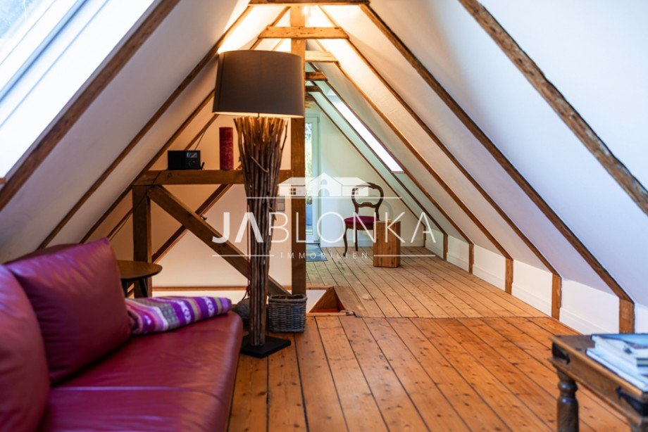 Ausgebautes DG Stadthaus M�lln