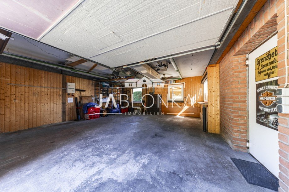 Garage Doppelhaush�lfte Brunsmark