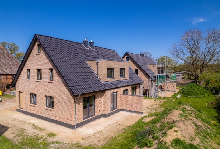 jg_202305081509_0087-HDR Lehmrade Doppelhaush�lfte Neubau, Erstbezug: Niedrigenergie-DHH in toller Lage