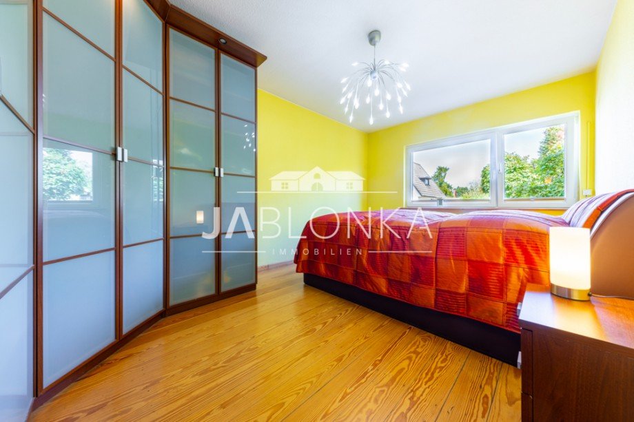 Schlafzimmer EG Einfamilienhaus Hamburg