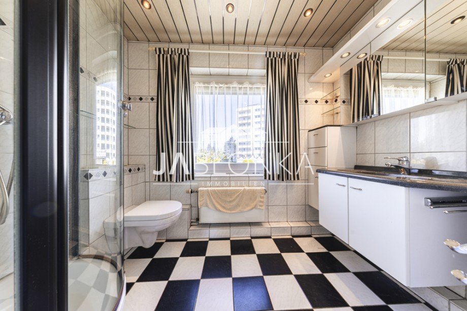 Badezimmer Reihenhaus M�lln