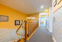 Flur OG Exklusives Einfamilienhaus mit Travegrundst�ck - Courtagefrei f�r K�ufer