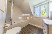 Bad OG Stilvolle Doppelhaush�lfte mit Weitblick - Courtagefrei f�r K�ufer