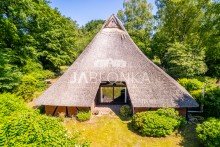 Vorderansicht Traum unter Reet - Historische Kate mit Bauplatz - Courtagefrei f�r K�ufer