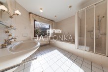 Badezimmer EG Gro�z�giges Domizil in traumhafter Seelage