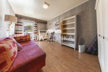 Arbeitszimmer mit Zugang zum Balkon Stilvolles Mittelreihenhaus mit Gartenidylle - Courtagefrei f�r K�ufer