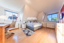 Kinderzimmer Familienidyll in traumhafter Feldrandlage - Courtagefrei f�r K�ufer